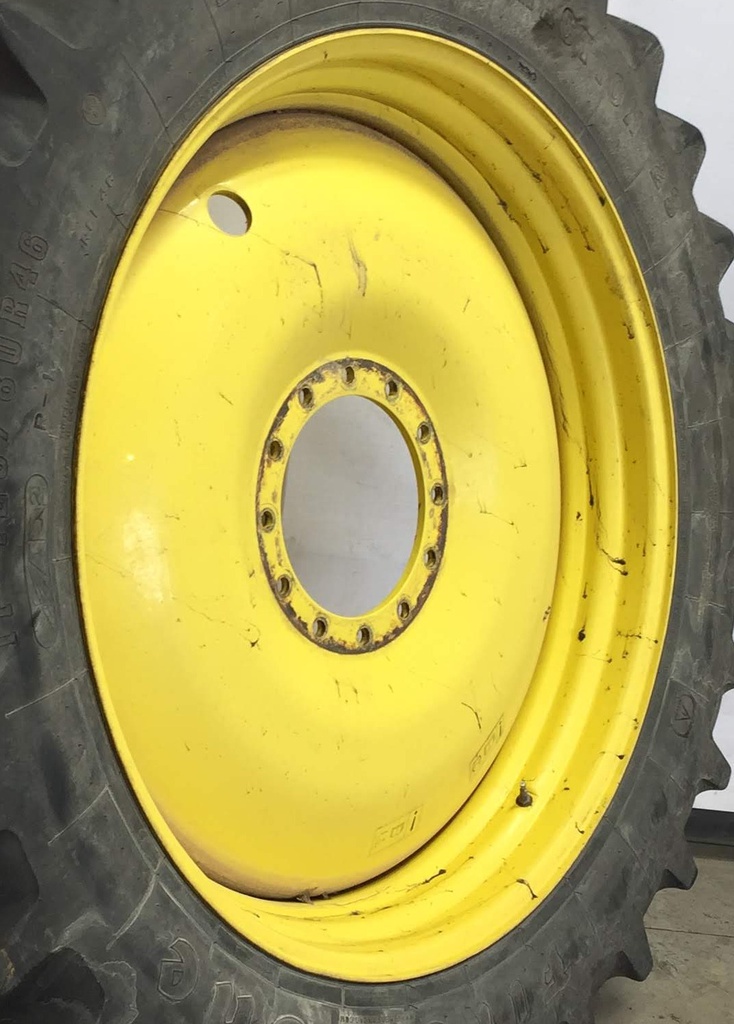 13"W x 46"D, John Deere Yellow 10-Hole Bubble Disc