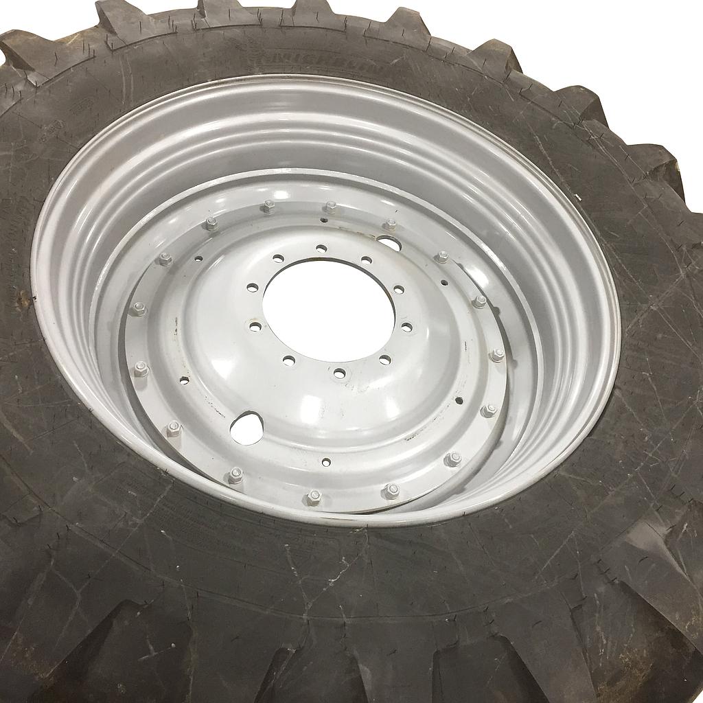 18"W x 42"D Stub Disc Rim with 10-Hole Center, Case IH Silver Mist