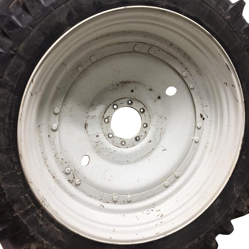 [WT008046RIM-NRW] 12"W x 50"D, New Holland White 16-Hole Stub Disc (groups of 2 bolts)