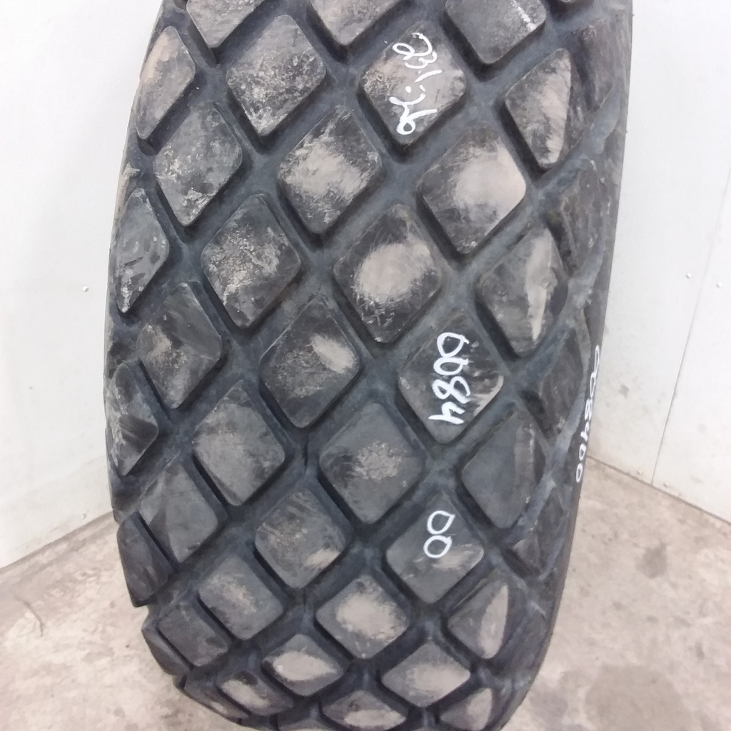 23.1/-26 Triangle TB812 R-3, F (12 Ply) 75%