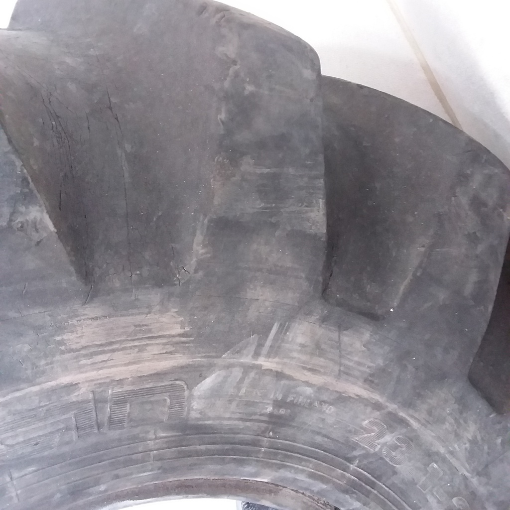 23.1/-26 Nokian Forest King TRS LS-2, H (16 Ply) 80%
