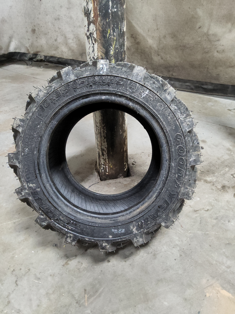 18/8.50-10 Goodyear Farm R14T 76A8, C (6 Ply)