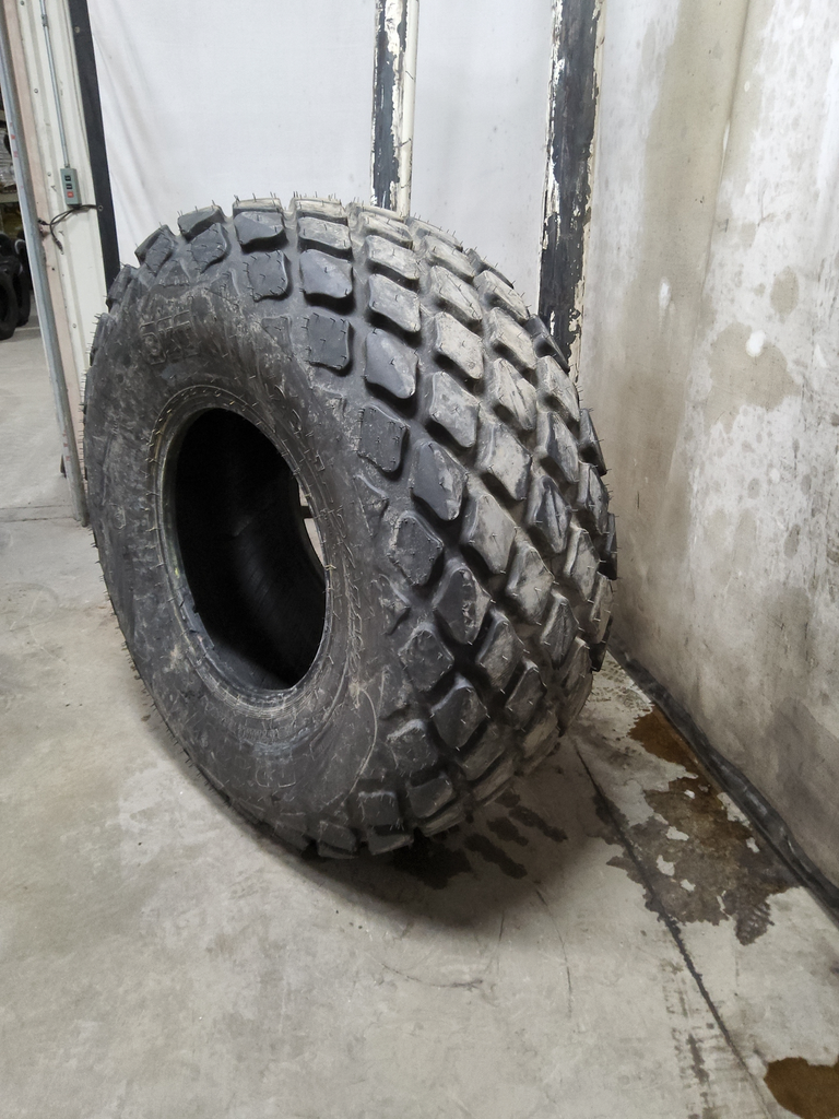 23.1/-26 BKT Tires TR 387 R-3 145A6, D (8 Ply) 99%