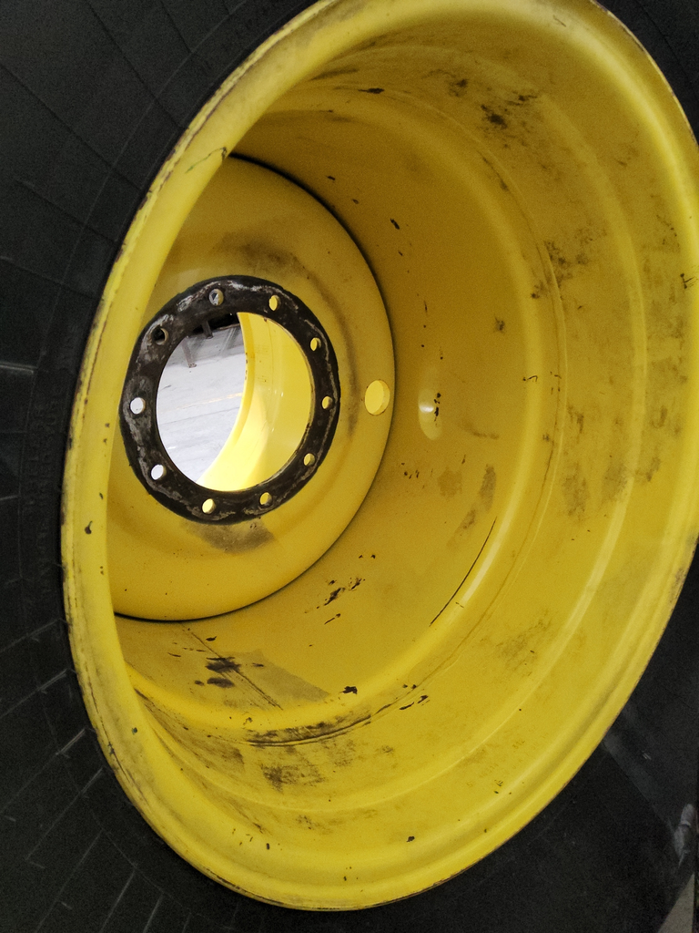44"W x 32"D, John Deere Yellow 10-Hole Formed Plate 3-Piece