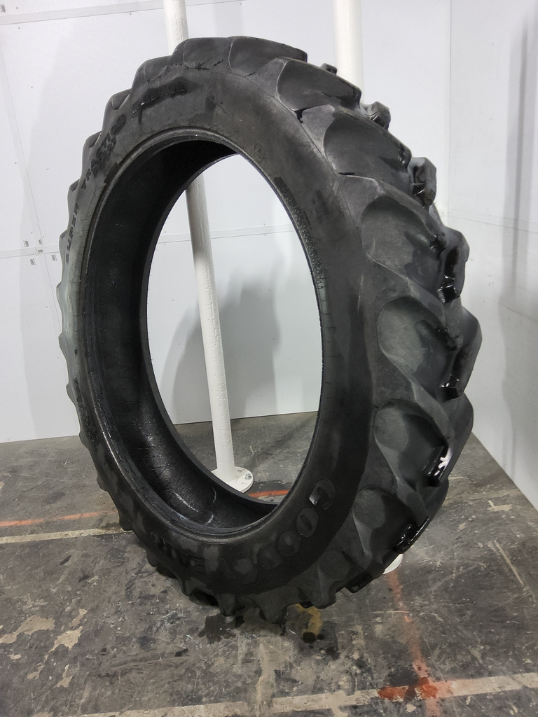 380/90R54 Goodyear Farm DT800 Super Traction R-1W 152B 65%