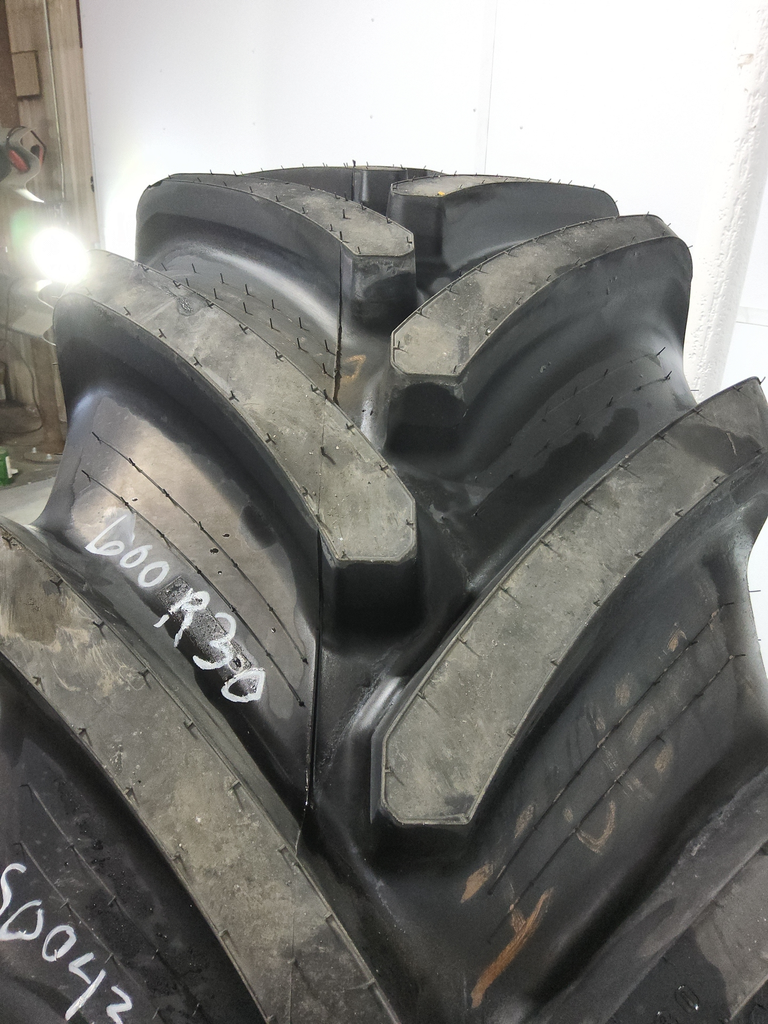 600/70R30 Firestone Maxi Traction R-1W 152D 99%