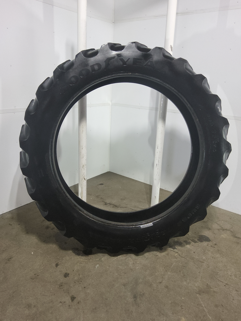 380/90R54 Goodyear Farm DT800 Super Traction R-1W 152B 35%