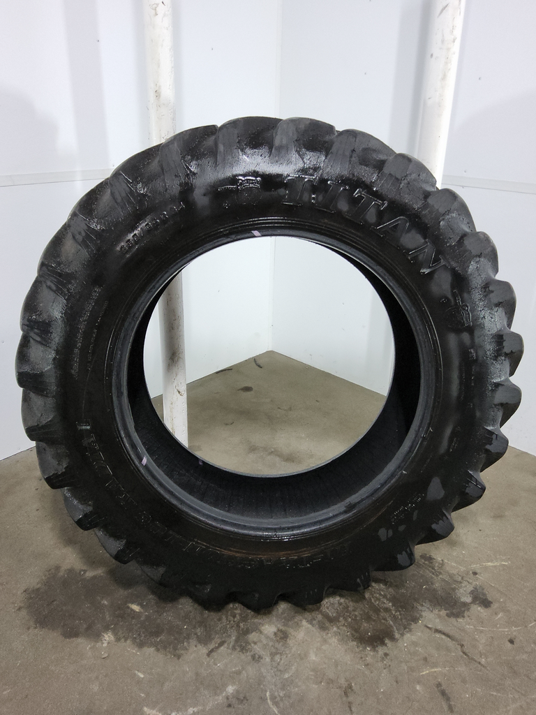 380/85R34 Titan Farm Hi Traction Lug Radial R-1 137A8 60%