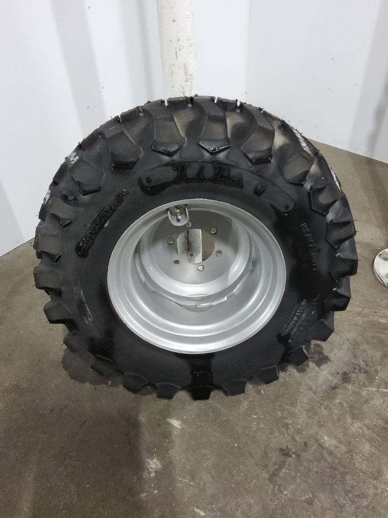 12-16.5 Titan Farm Contractor FWD SS R-4 C (6 Ply), 99%