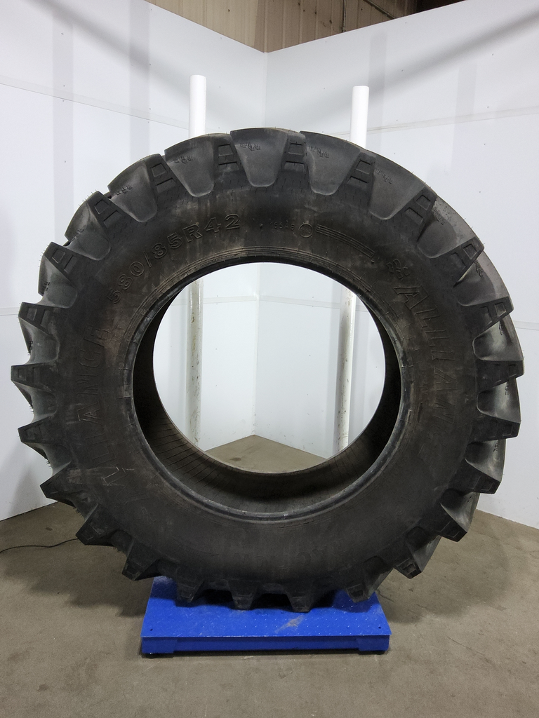 580/85R42 Alliance 385 Agristar(Agri Traction) R-1 166A8 99%