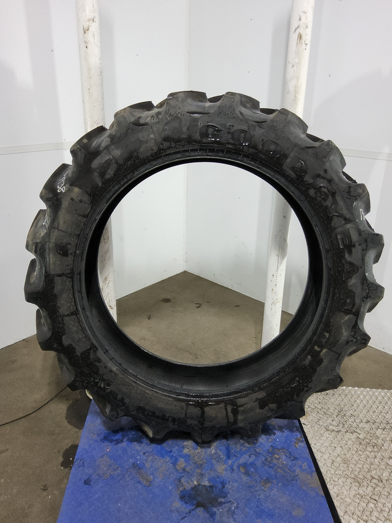 320/85R38 Goodyear Farm DT800 Super Traction R-1W 90%