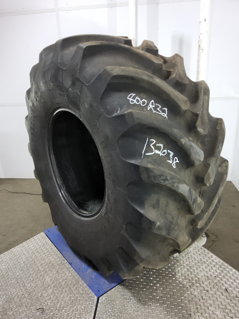 800/65R32 Firestone Radial All Traction DT R-1W 172A8 90%