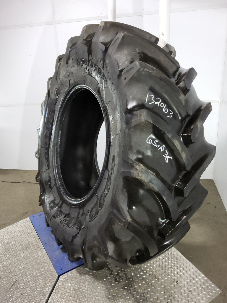 650/85R38 Goodyear Farm Optitrac R-1W 173D 90%