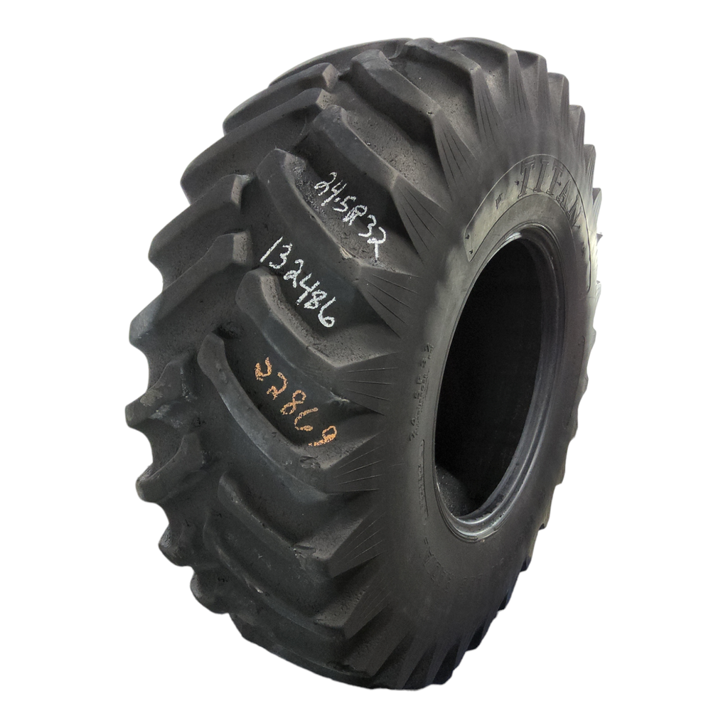 24.5R32 Titan Farm Hi Traction Lug Radial R-1