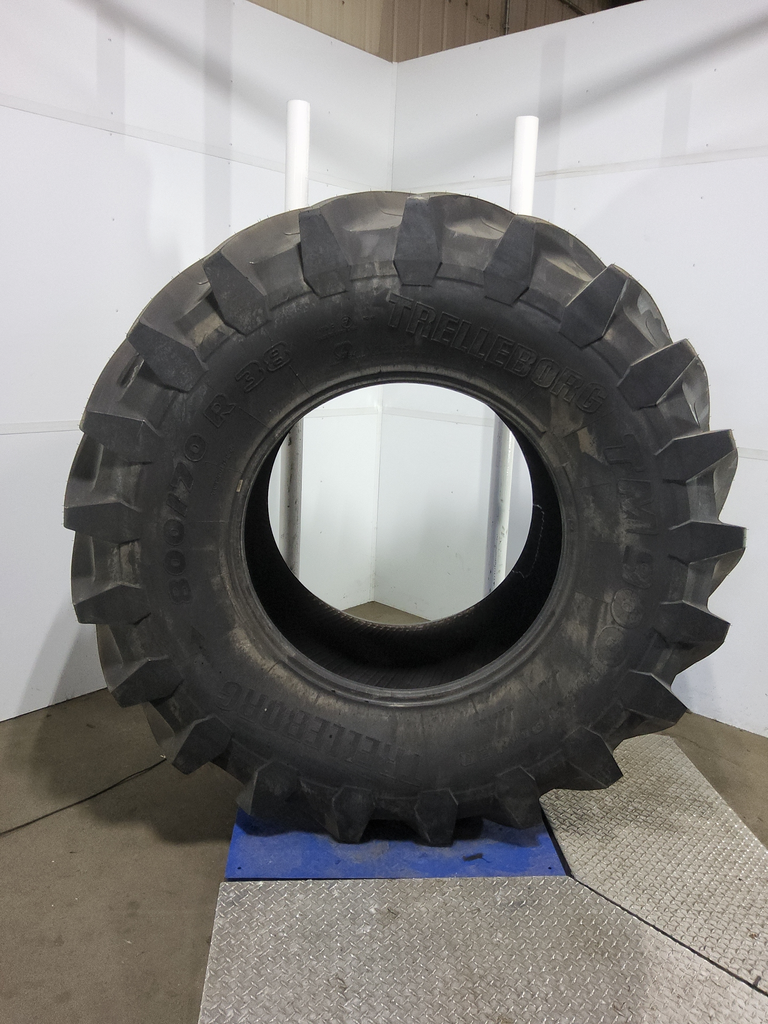 800/70R38 Trelleborg TM900 High Power R-1W 178D 99%