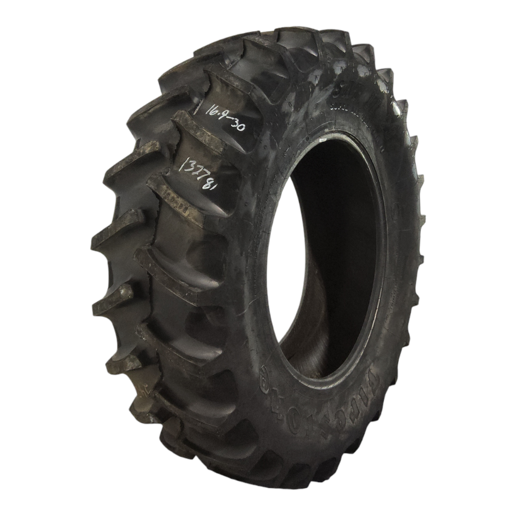 16.9-30 Firestone Super All Traction II 23 R-1 C (6 Ply), 99%