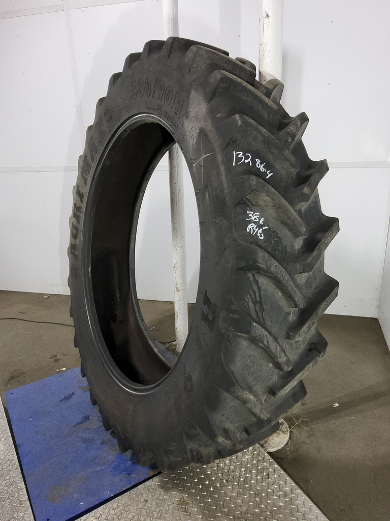 380/90R46 BKT Tires Agrimax RT 945 R-1W 155B 85%