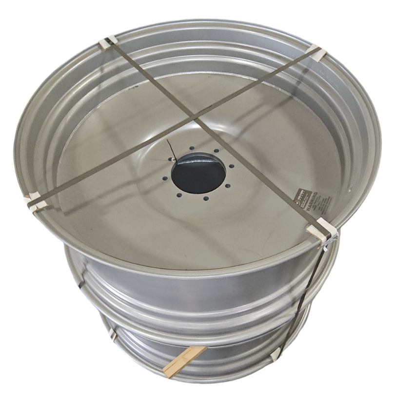 20"W x 46"D, Case IH Silver Mist 8-Hole Spun Disc