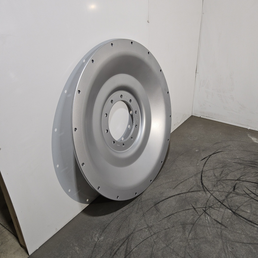 10-Hole Stub Disc Center for 46"-54" Rim, Case IH Silver Mist