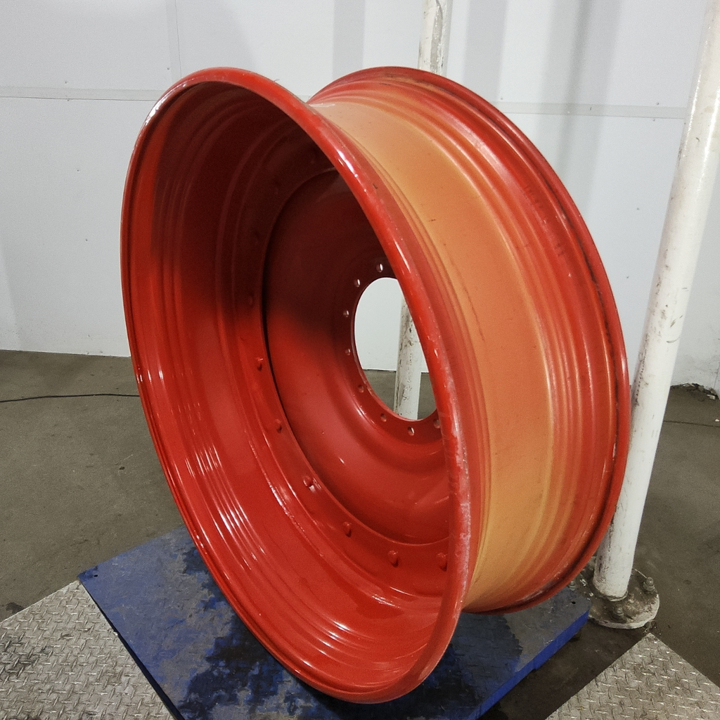 15"W x 50"D, Fendt/Agco Red 16-Hole Stub Disc