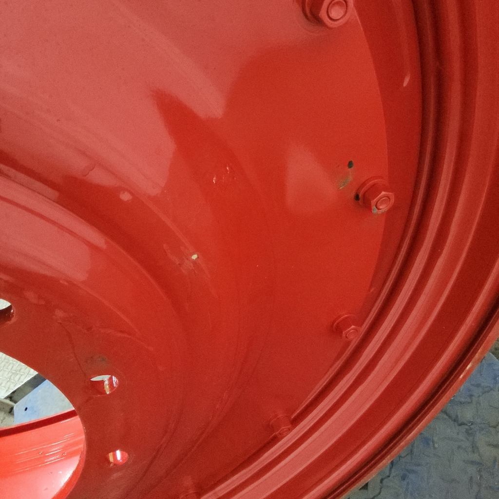 12-Hole Stub Disc Center for 46"-54" Rim, Fendt/Agco Red