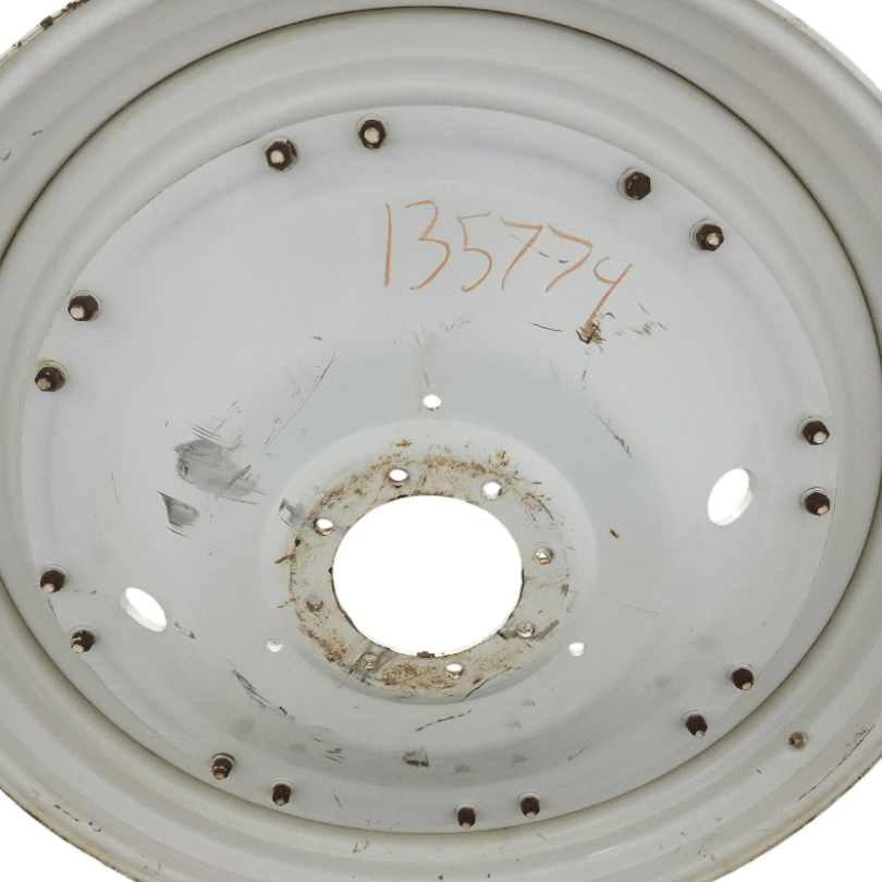 8-Hole Stub Disc (groups of 2 bolts) Center for 50"-54" Rim, New Holland White