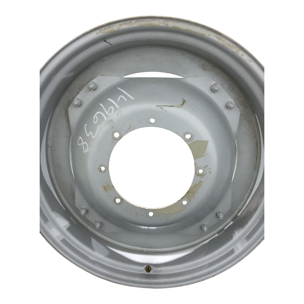 8-Hole Stub Disc (groups of 2 bolts) Center for 34" Rim, Case IH Silver Mist