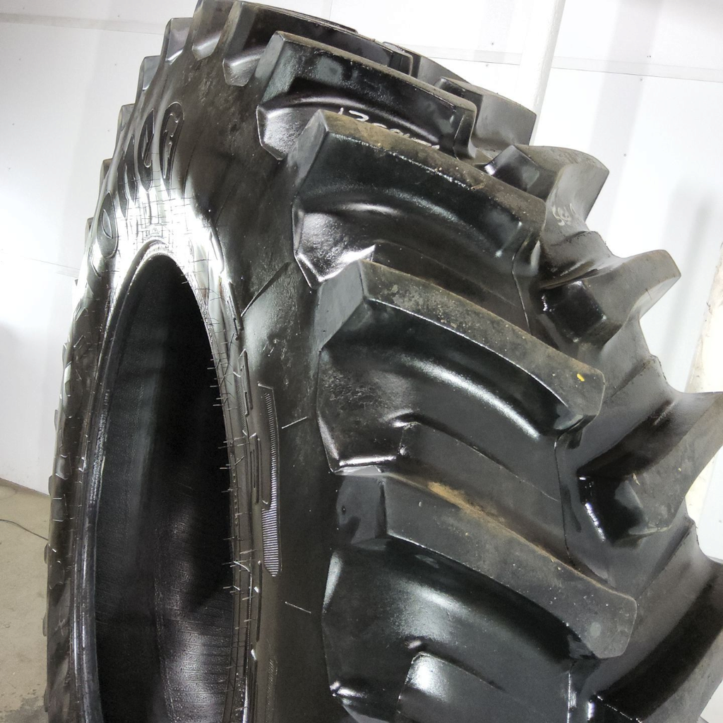 580/85R42 Firestone Radial Deep Tread 23 R-1W 166B 580/85R42 Firestone 80-85%
