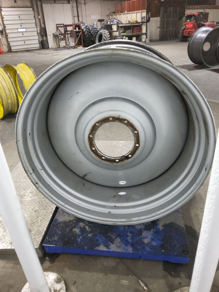 28"W x 46"D, Case IH Silver Mist 10-Hole Formed Plate