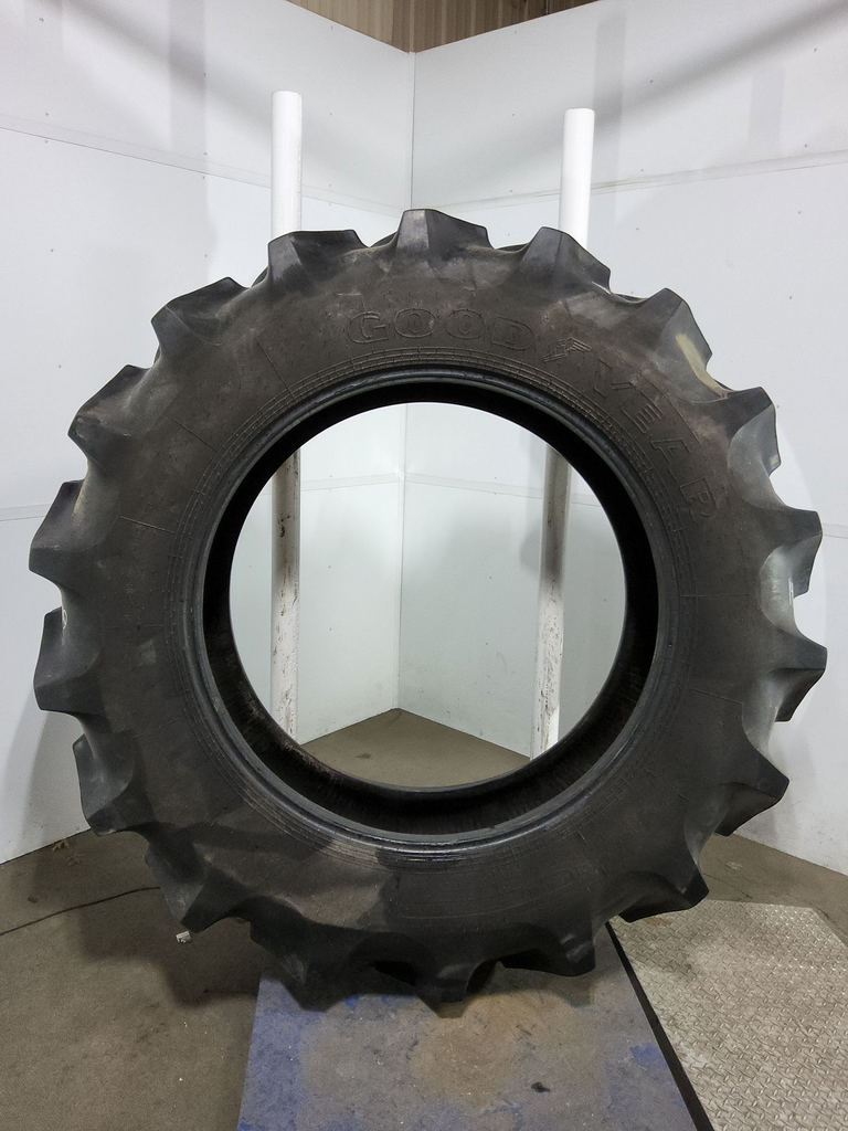 520/85R46 Goodyear Farm Special Sure Grip Radial TD8 R-2 169A8 85%