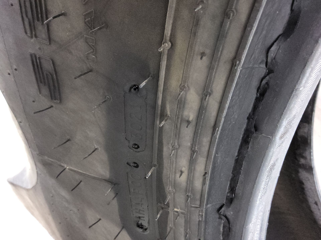 520/85R46 Goodyear Farm Special Sure Grip Radial TD8 R-2 169A8 85%