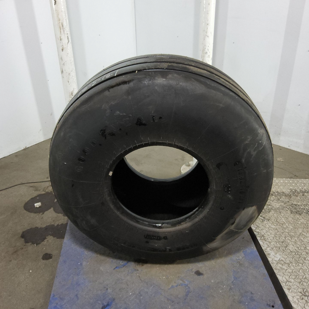 16.5L-16.1 Goodyear Farm FI Highway Service I-1 E (10 Ply), 50%