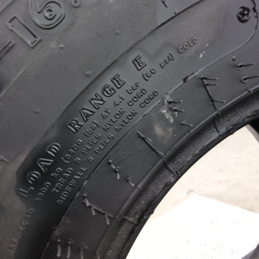 16.5L-16.1 Goodyear Farm FI Highway Service I-1 E (10 Ply), 50%