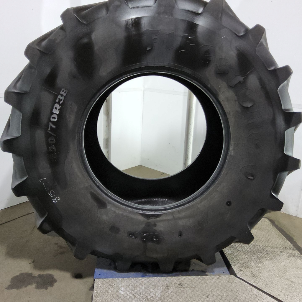 800/70R38 Firestone Maxi Traction R-1W 173D 85%