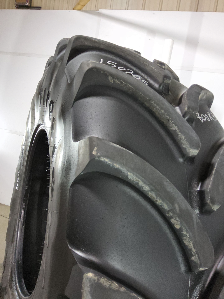 800/70R38 Firestone Maxi Traction R-1W 173D 85%