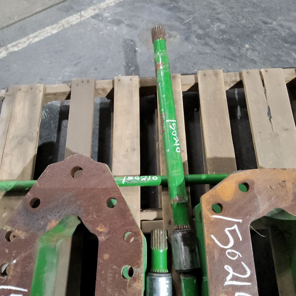 6.5"L Combine Frame Extension for John Deere Combine "S" Series ("D"22/22 spline drive shafts), John Deere Green