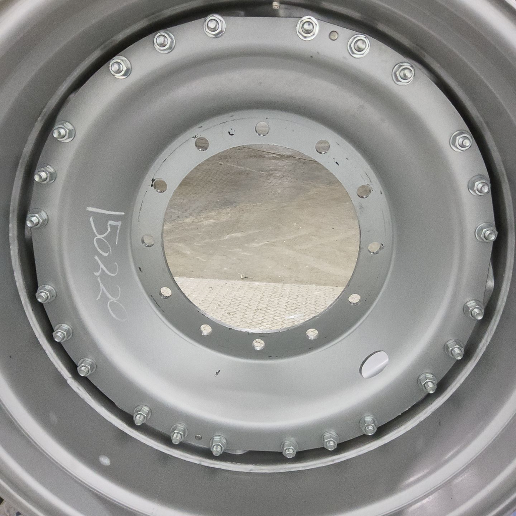 12-Hole Waffle Wheel (Groups of 3 bolts)HD Center for 34" Rim, Case IH Silver Mist waffle center SM 12hole
