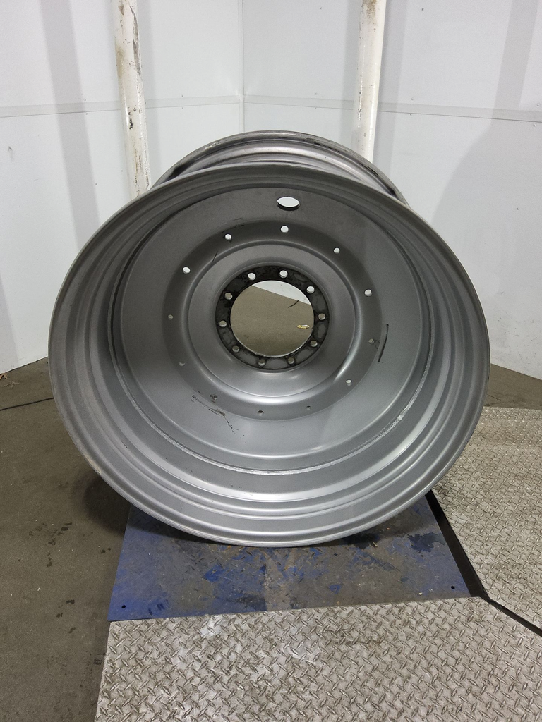 25"W x 42"D, Case IH Silver Mist 10-Hole Formed Plate