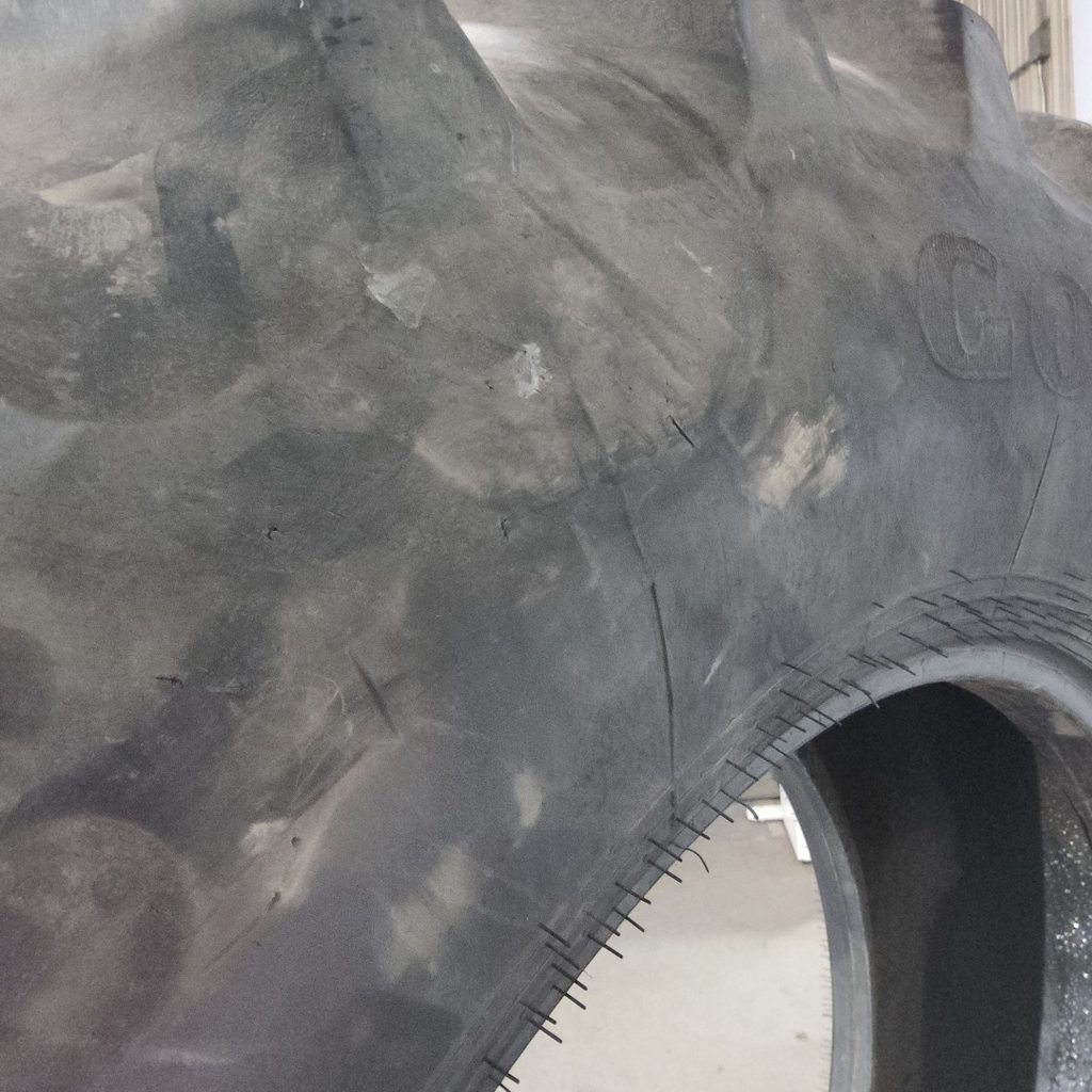 IF520/85R42 Goodyear Farm UltraTorque Radial CFO R-1 169A8 75%