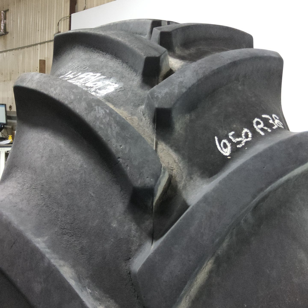 650/85R38 Goodyear Farm DT824 Optitrac R-1W 173A8 75%