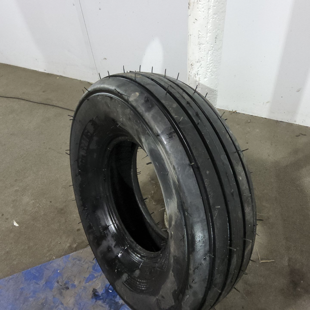11L-14 Carlisle Farm Specialist Imp I-1 D (8 Ply), 99%