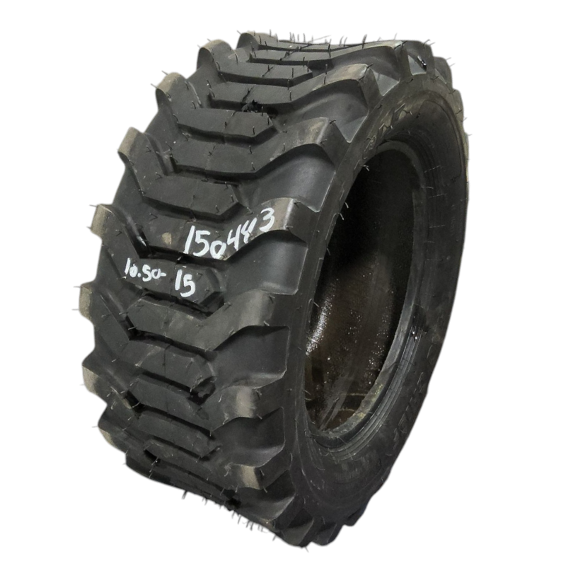 27x10.50-15 Carlisle Trac Chief R-4 D (8 Ply), 99%