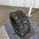 27x10.50-15 Carlstar Trac Chief R-4 D (8 Ply), 99%