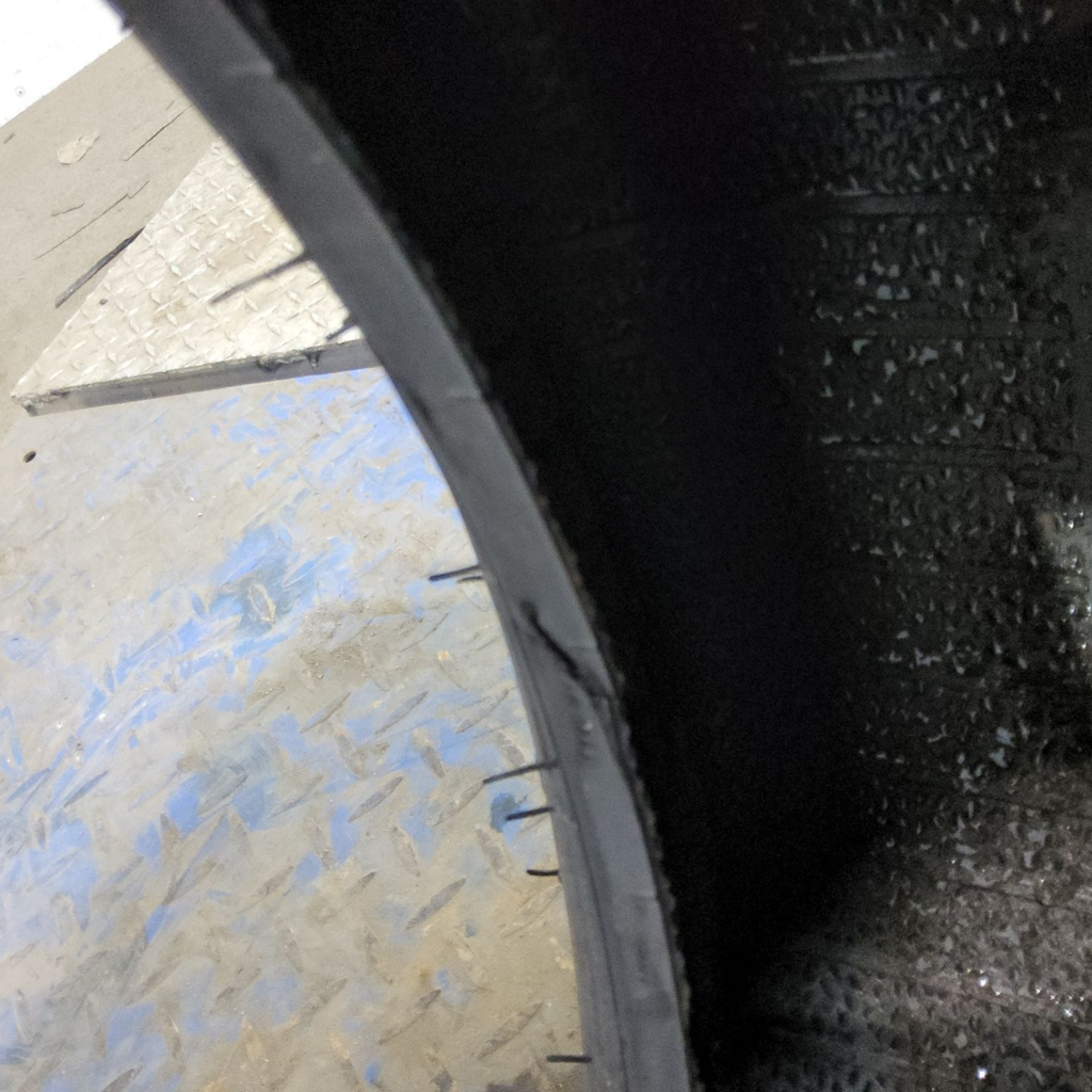 27x10.50-15 Carlstar Trac Chief R-4 D (8 Ply), 99%