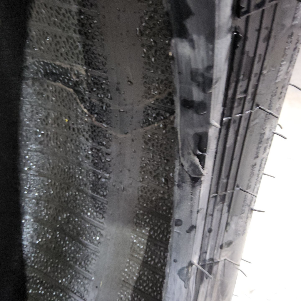 27x10.50-15 Carlstar Trac Chief R-4 D (8 Ply), 99%
