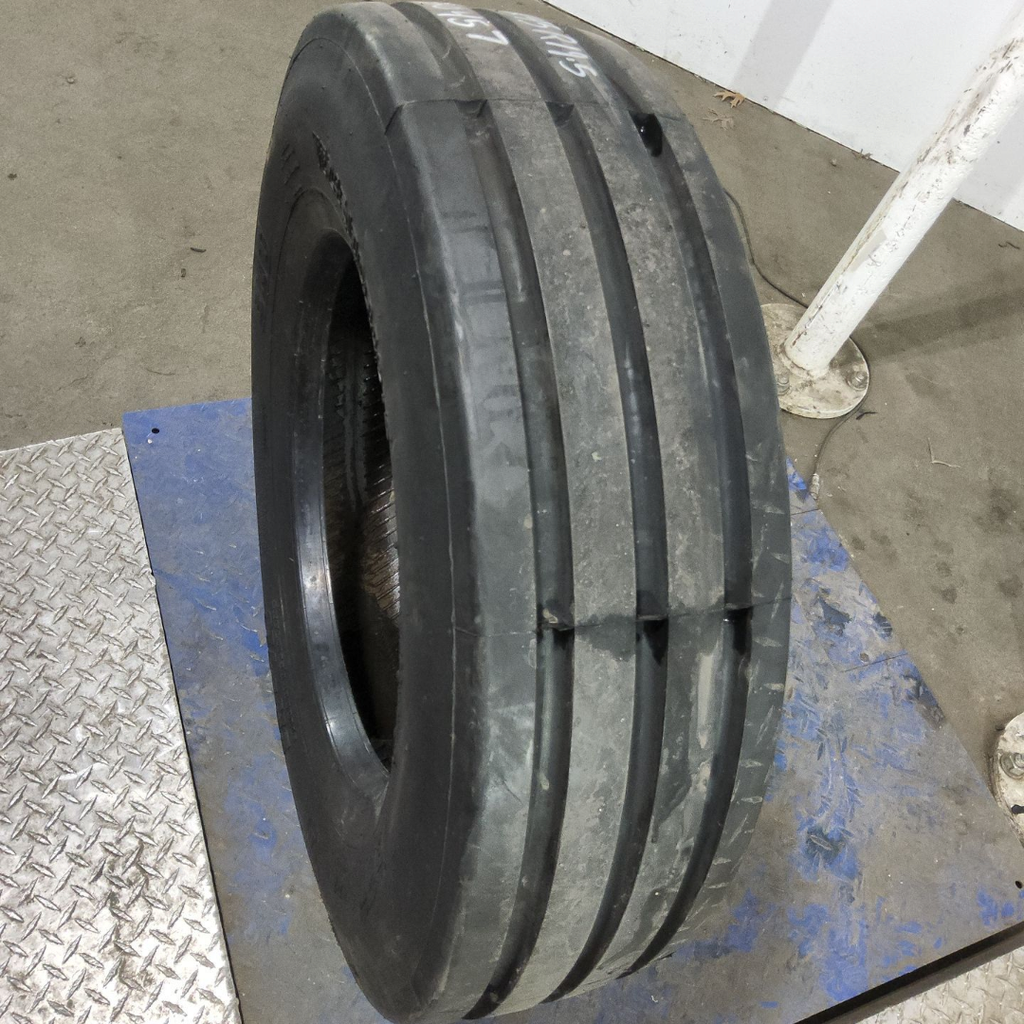 VF245/70R19.5 BKT Tires SR -713 I-1 142D 95%