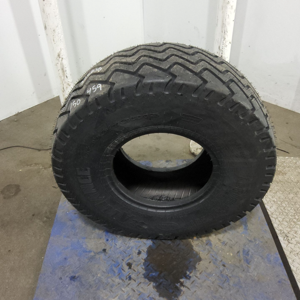 VF320/70R15 Alliance 381 Agriflex I-2 145D