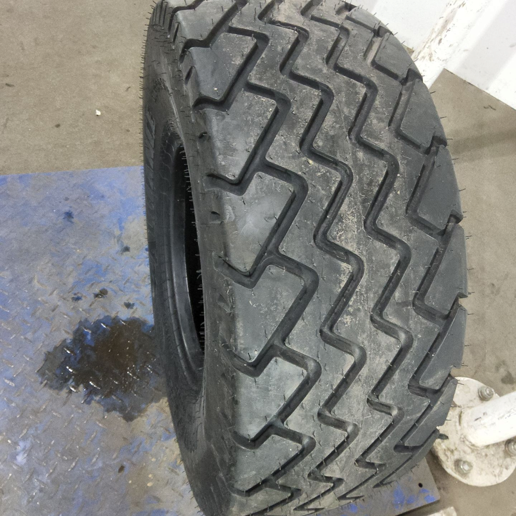 VF320/70R15 Alliance 381 Agriflex I-2 145D