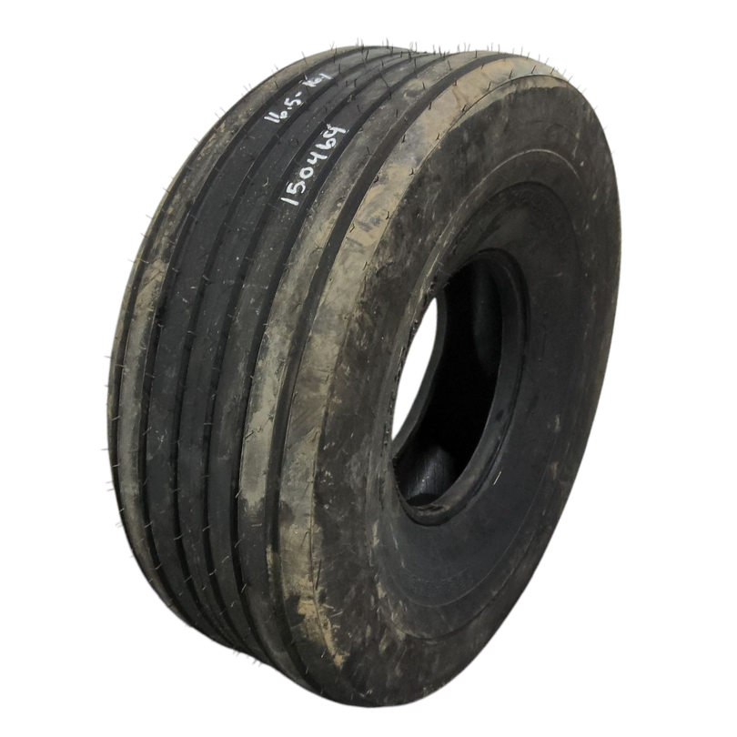 16.5L-16.1SL Titan Farm Hi Flotation I-1 E (10 Ply), 99%