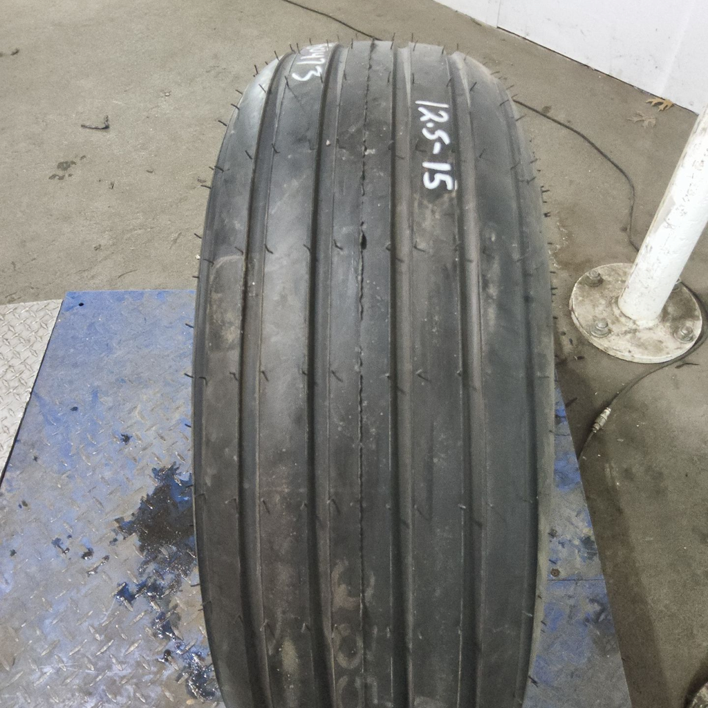 12.5L-15 Goodyear Farm Utility SL I-1 D (8 Ply), 99%